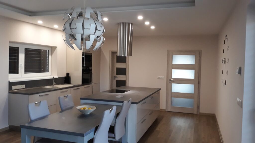 Kuchyně a interiéry CEPL | Nábytek na míru