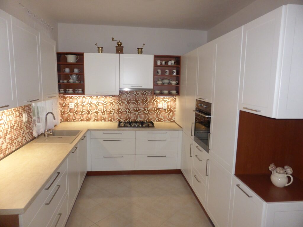 Kuchyně a interiéry CEPL | Nábytek na míru