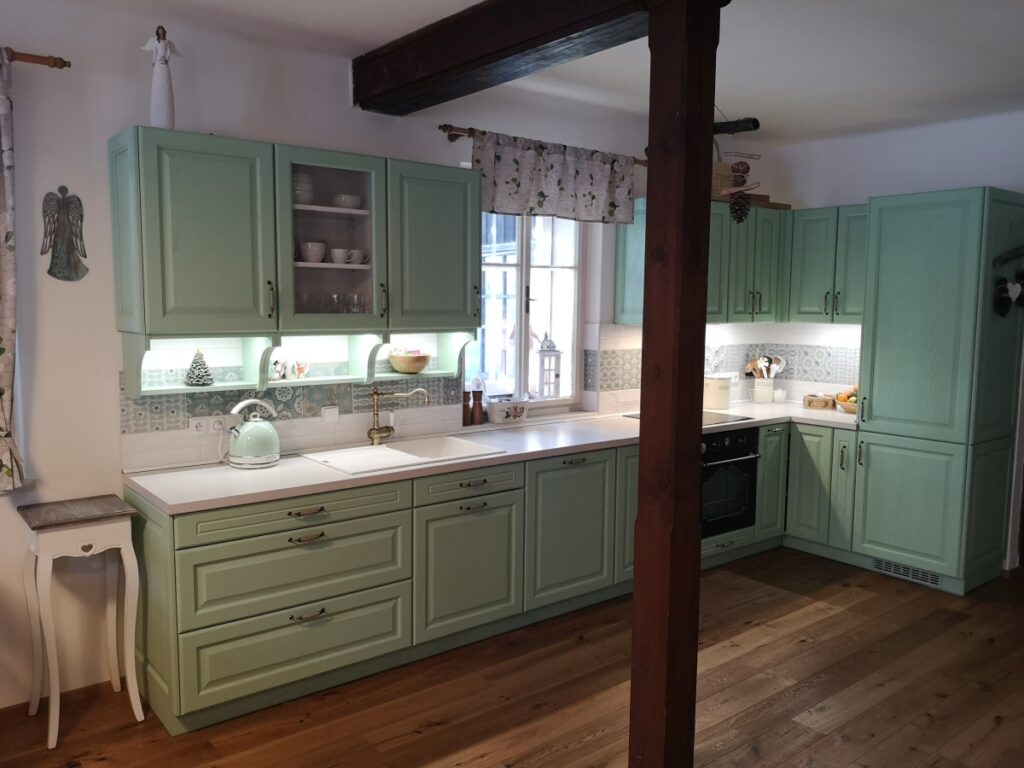 Kuchyně a interiéry CEPL | Nábytek na míru