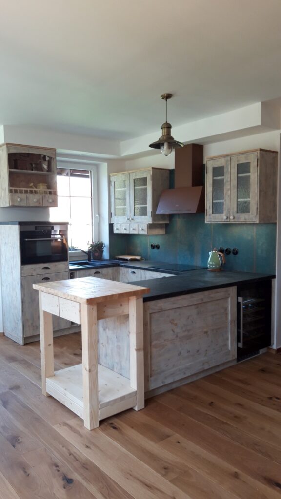 Kuchyně a interiéry CEPL | Nábytek na míru