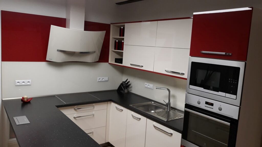 Kuchyně a interiéry CEPL | Nábytek na míru